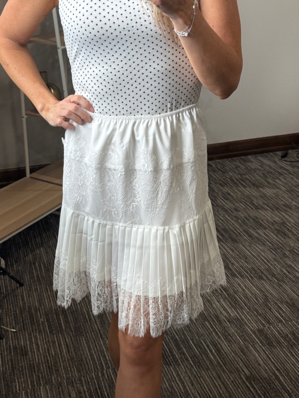White Lace Pleated Skirt